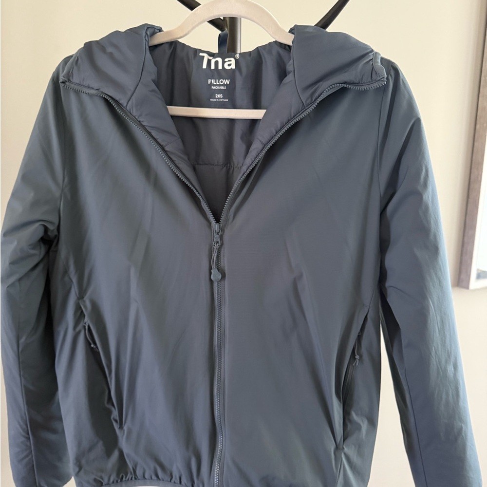 Aritzia pillow puff grey Packable Jacket